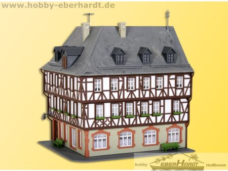 Kibri H0 Fachwerk-Eckhaus Miltenberg