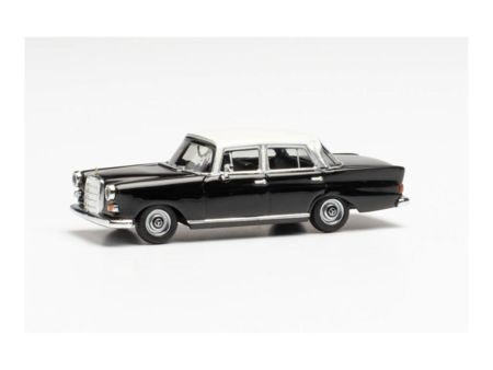 Herpa HO  MB 200 Heckflosse, schw./weiß