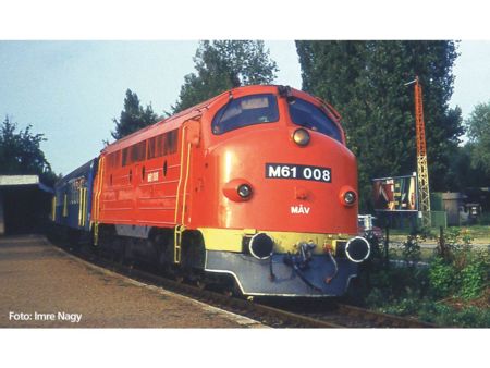 Piko HO Diesellok Nohab MÁV V     Analog