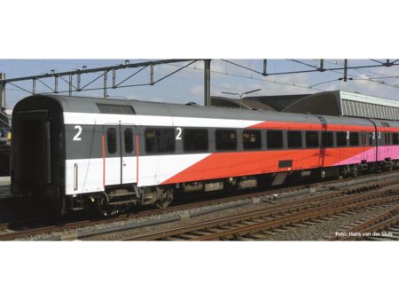 Piko HO Personenwagen ICR 2. Kl. Fyra V