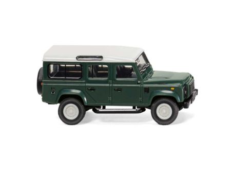 Land Rover Defender 110 -    