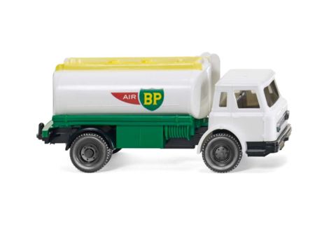 Wiking  HO Tankwagen (Intern. Harvester)