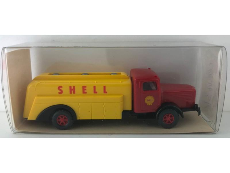 Wiking 22883  Tankwagen Büssing 8000   Second hand