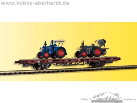 Kibri H0 Niederbordwagen mit 2 LANZ Bulldogs,Fertigmodell