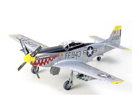 Tamiya 1:72 F-51D Mustang North American