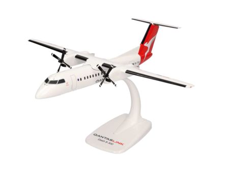 Herpa Wings    1:100 DHC-8-300 QuantasLink
