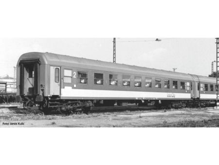 Piko HO Personenwagen IC-Beschriftung  2. Kl. MAV V, andere 