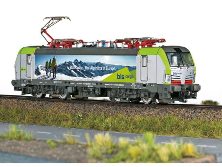 Trix HO   E-Lok Re 475 BLS