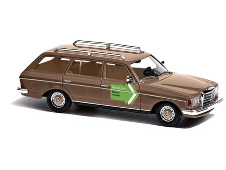 Busch HO MB W123 T-Modell Elektroantri