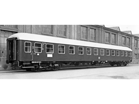 BRAWA  H0 Schnellzugwagen B4ümg-54 DB III DC LED+