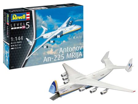 Revell  Antonov An-225 Mrija 1:144
