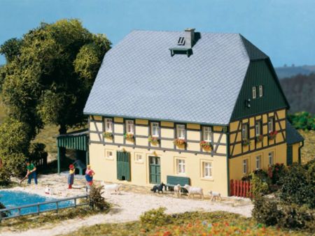 Auhagen H0 Großes Bauernhaus