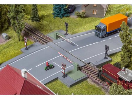 Faller HO Bahnschranke mit Antriebsteilen
