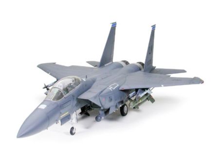 Tamiya 1:32 Bo.F-15E Strike Eagle Bunker Buster