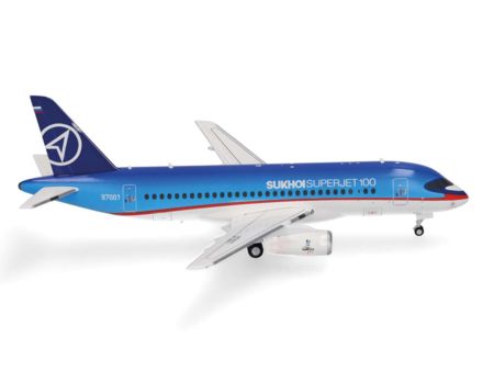 Herpa Wings    1:200 Sukhoi Superjet 100