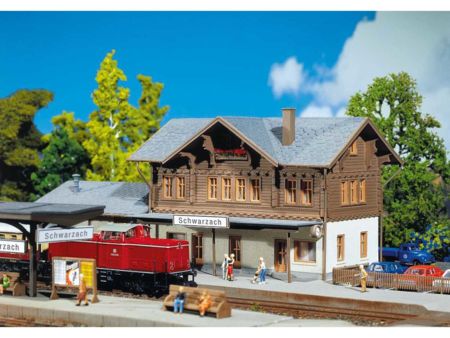 Faller  Spur N Bahnhof Schwarzach