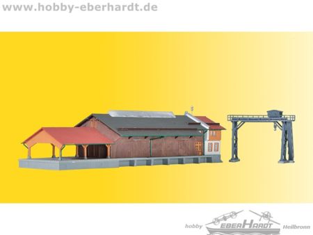 Kibri Z Güterhalle mit Überladekran und Rampe