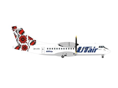 Herpa Wings 1:200 ATR-42-300 UTair-Ukrain