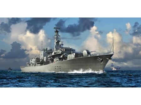 TRUMPETER  1/700 HMS Kent
